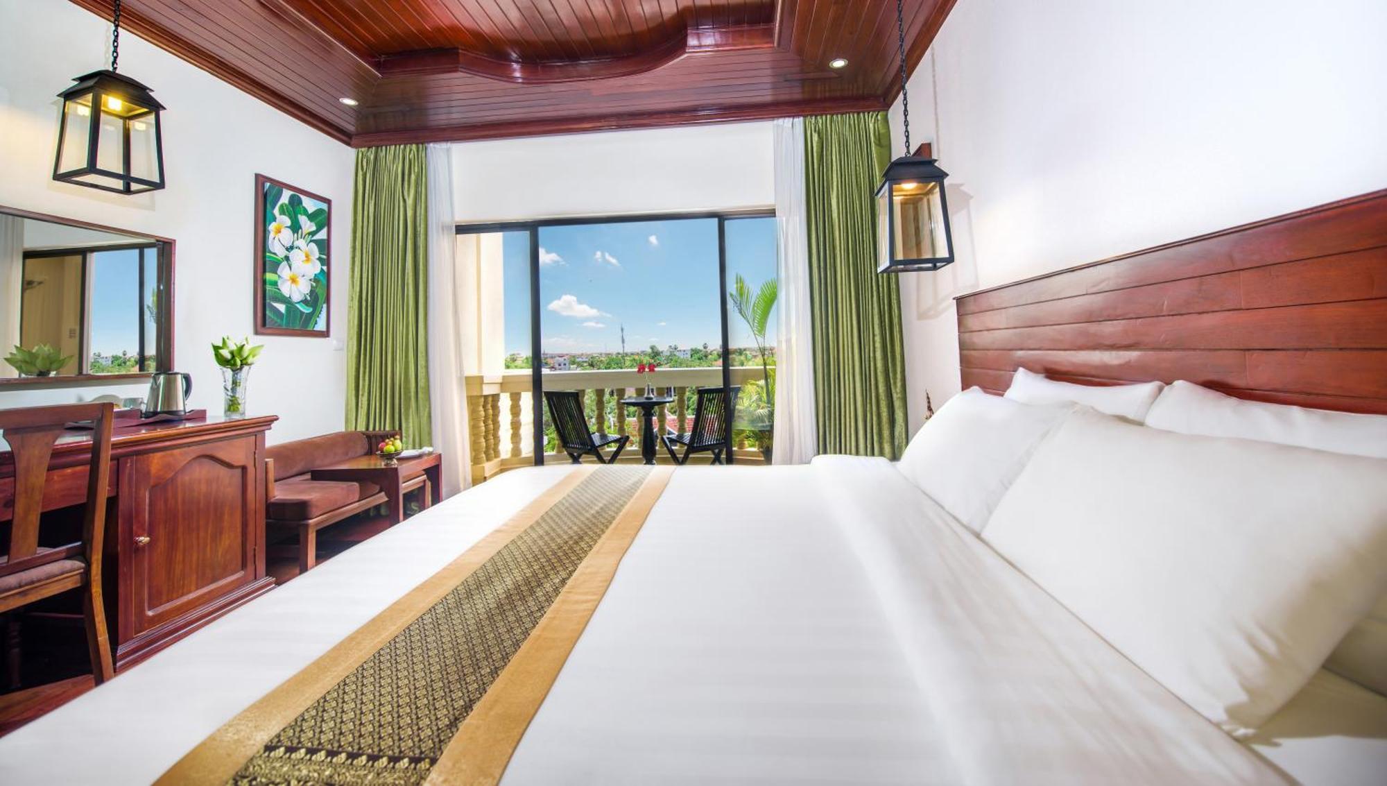 Borei Angkor Resort & Spa Siem Reap Exterior photo