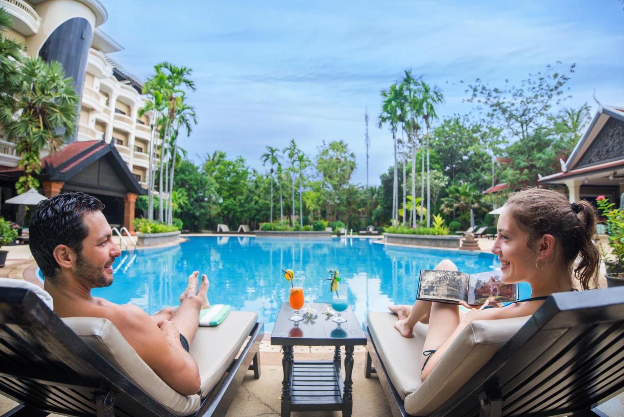 Borei Angkor Resort & Spa Siem Reap Exterior photo